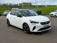 Używany Vauxhall Corsa Edition 75 KM (55 kW) 2022 Biały Hatchback