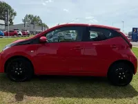 Gebraucht Toyota Aygo X-play 70 PS (51 kW) 2019 Rot Kleinwagen