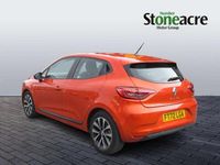 Gebraucht Renault Clio V Evolution 143 PS (105 kW) 2023 Orange Kleinwagen