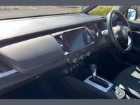 Used Honda Jazz Hybrid 107 HP (78 kW) 2022 White Hatchback