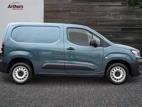 New Peugeot Partner 101 HP (74 kW) 2026 Blue MPV