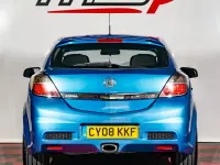 Usado Vauxhall Astra 310 CV (228 kW) 2008 Azul Utilitario
