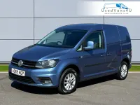 Usado VW Caddy Highline 102 HP (75 kW) 2019 Azul Monovolume