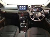 Używany Dacia Sandero Prestige 91 KM (66 kW) 2022 Szary Hatchback