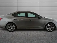 Usado Skoda Octavia vRS 200 HP (147 kW) 2023 Cinzento Citadino