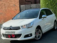 Used Citroën C4 SELECTION 2014 White Hatchback