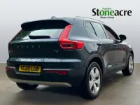 Używany Volvo XC40 Momentum 163 KM (119 kW) 2020 Niebieski SUV