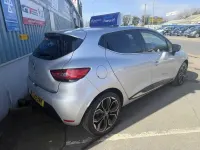 Used Renault Clio Iconic 90 HP (66 kW) 2019 Silver Hatchback