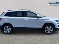 Used Skoda Karoq SE 115 HP (84 kW) 2020 White SUV