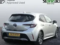 Used Toyota Corolla Design 184 HP (135 kW) 2022 Silver Hatchback