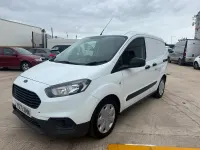 Used Ford Transit 100 HP (73 kW) 2022 White Van