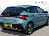 Used Hyundai i20 Advanced 99 HP (72 kW) 2024 Green Hatchback