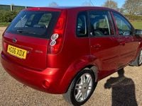 Used Ford Fiesta Ghia 80 HP (58 kW) 2006 Red Hatchback