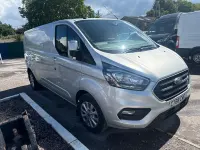 Used Ford Transit Custom Limited 130 HP (95 kW) 2019 Silver Van