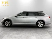 Used VW Passat SE 150 HP (110 kW) 2023 Silver Estate
