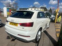 Begagnad Audi Q3 S-Line 140 HK (102 kW) 2012 Vit SUV