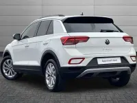 Usado VW T-Roc Match 150 HP (110 kW) 2025 Branco SUV