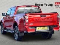 Second-hand Isuzu D-Max 163 CP (119 kW) 2025 Portocaliu Pickup