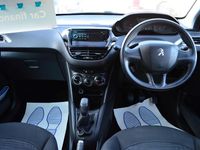 Used Peugeot 208 Access 82 HP (60 kW) 2013 Red Hatchback