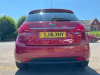 Used Kia Venga 90 HP (66 kW) 2016 Red Hatchback