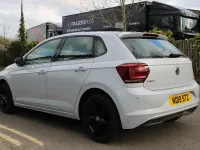 Used VW Polo SE 95 HP (69 kW) 2019 Silver Hatchback