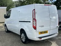 Used Ford Transit Custom Limited 130 HP (95 kW) 2022 White Van