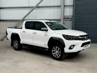 Used Toyota HiLux 150 HP (110 kW) 2018 White Pickup