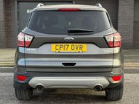 Begagnad Ford Kuga Titanium 182 HK (133 kW) 2017 Grå SUV
