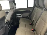 Used Land Rover Defender SE 300 HP (220 kW) 2022 Green SUV