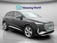 Begagnad Audi Q4 e-tron S-Line 125 kW (170 HK) 2022 SUV