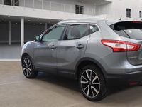 Used Nissan Qashqai Tekna 113 HP (83 kW) 2016 Grey SUV