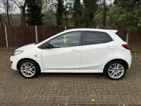 Used Mazda 2 Edition 82 HP (60 kW) 2013 White Hatchback