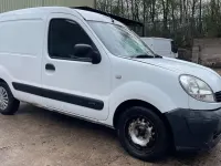 Usado Renault Kangoo 65 HP (47 kW) 2007 Branco Monovolume