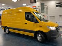 Used Mercedes Sprinter Progressive 150 HP (110 kW) 2020 Yellow Van