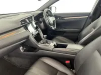 Used Honda Civic EX 126 HP (92 kW) 2018 Red Hatchback