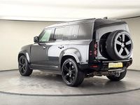 Usado Land Rover Defender HSE Dynamic 300 HP (220 kW) 2023 Cinzento SUV