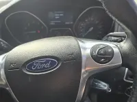 Begagnad Ford Focus Zetec 125 HK (91 kW) 2014 Grå Kombi