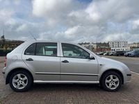 Used Skoda Fabia Ambiente 75 HP (55 kW) 2006 Silver Hatchback