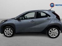 Used Toyota Aygo X PURE 72 HP (52 kW) 2024 Grey SUV