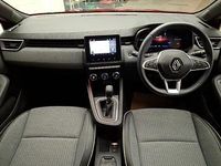 Used Renault Clio V Techno 143 HP (105 kW) 2023 Red Hatchback