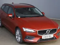 Used Volvo V60 Momentum 2019 Red Estate
