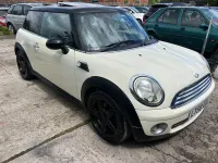Used Mini Cooper Hatch 2008 White Hatchback