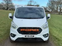 Used Ford Transit Custom Limited 130 HP (95 kW) 2019 White Van