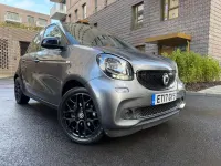 Used Smart ForFour Premium 2017 Black Hatchback