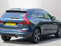 Used Volvo XC60 R-Design 197 HP (144 kW) 2022 SUV
