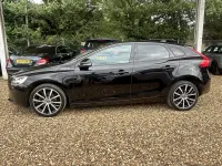 Used Volvo V40 R-Design 122 HP (89 kW) 2019 Black Hatchback