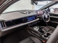 Used Porsche Cayenne 349 HP (256 kW) 2025 Grey SUV