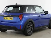 Used Mini Cooper Hatch 113 kW (154 HP) 2025 Blue Hatchback