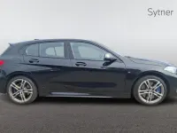 Usado BMW M135 Shadowline 302 HP (222 kW) 2023 Preto Citadino