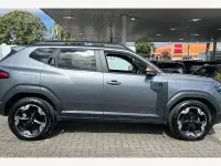 Used Dacia Duster Extreme 131 HP (96 kW) 2025 Grey Estate